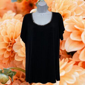 Relativity-Women's 1X-Plus Size Black Pullover Top Beaded Neckline Light Weight
